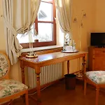 Otel Domane Mechtildshausen Wiesbaden